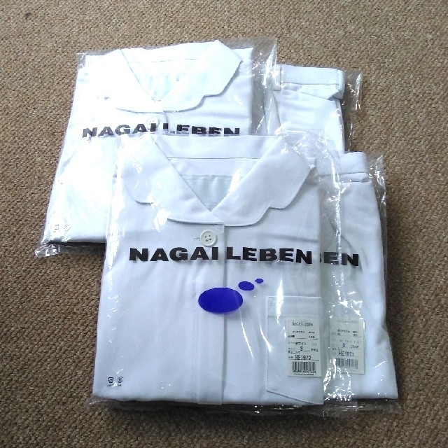 NAGAILEBEN(ナガイレーベン)のもん様専用　新品未使用　ナース服　ズボン2組　Sサイズ レディースのパンツ(その他)の商品写真