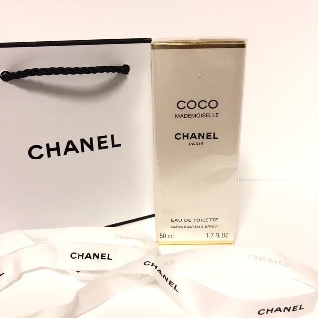 CHANEL(シャネル)のCHANEL  ラ クレーム マン　ココマドモアゼル コスメ/美容のボディケア(ハンドクリーム)の商品写真