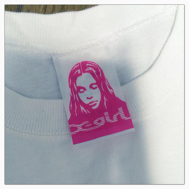 X-girl(エックスガール)のデザインが素敵！X-girlの白Tシャツ レディースのトップス(Tシャツ(半袖/袖なし))の商品写真
