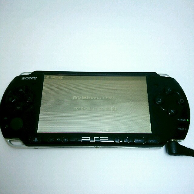 PlayStation(プレイステーション)のPSP-3000 本体 ピアノブラック プレイステーションポータブル エンタメ/ホビーのゲームソフト/ゲーム機本体(携帯用ゲーム機本体)の商品写真