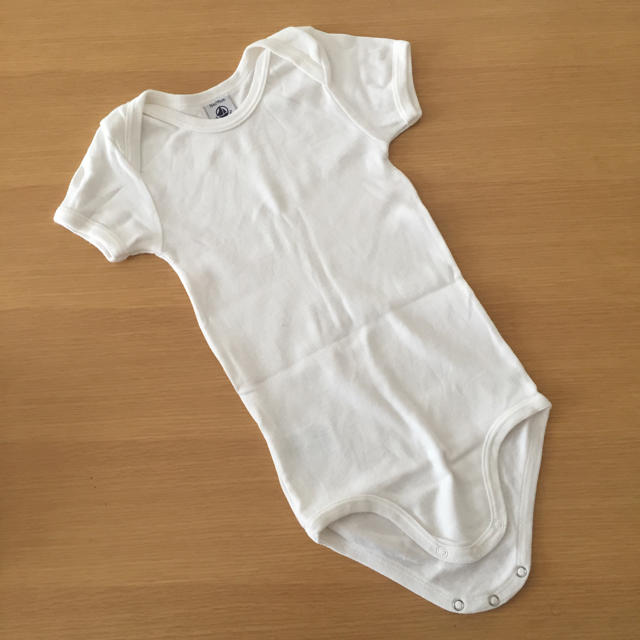 PETIT BATEAU(プチバトー)のプチバトー 半袖ロンパース キッズ/ベビー/マタニティのキッズ服女の子用(90cm~)(下着)の商品写真