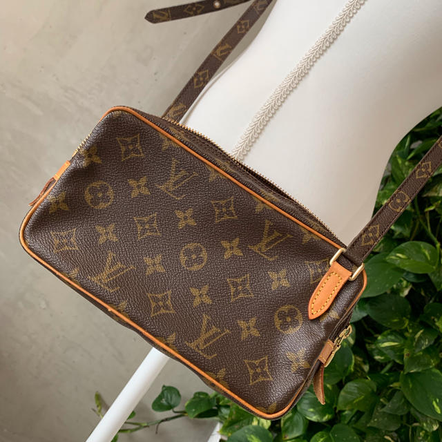 LOUIS VUITTON モノグラム ポシェット マルリー バンドリエール