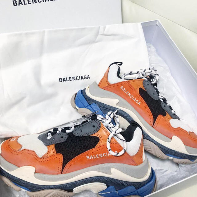 Balenciaga(バレンシアガ)のバレンシアガ トリプルエス  レディースの靴/シューズ(スニーカー)の商品写真