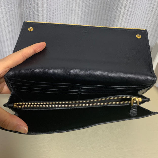 PRADA(プラダ)のプラダ  長財布  訳あり レディースのファッション小物(財布)の商品写真