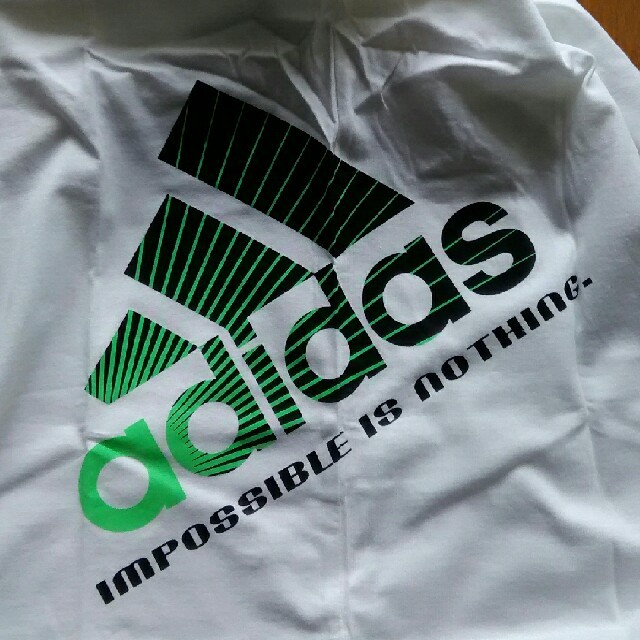 adidas(アディダス)のAdidas　アディダス 　半袖Tシャツ160   新品未使用タグ付き キッズ/ベビー/マタニティのキッズ服男の子用(90cm~)(Tシャツ/カットソー)の商品写真