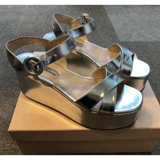 プラダ 厚底サンダル サンダル(レディース)の通販 32点 | PRADAの