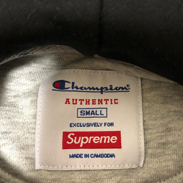 SupremeChampion パーカー