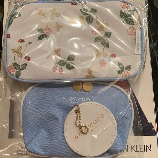 WEDGWOOD(ウェッジウッド)のウェッジウッド ポーチ2個セット&ミラーチャーム  WEDGWOOD  レディースのファッション小物(ポーチ)の商品写真