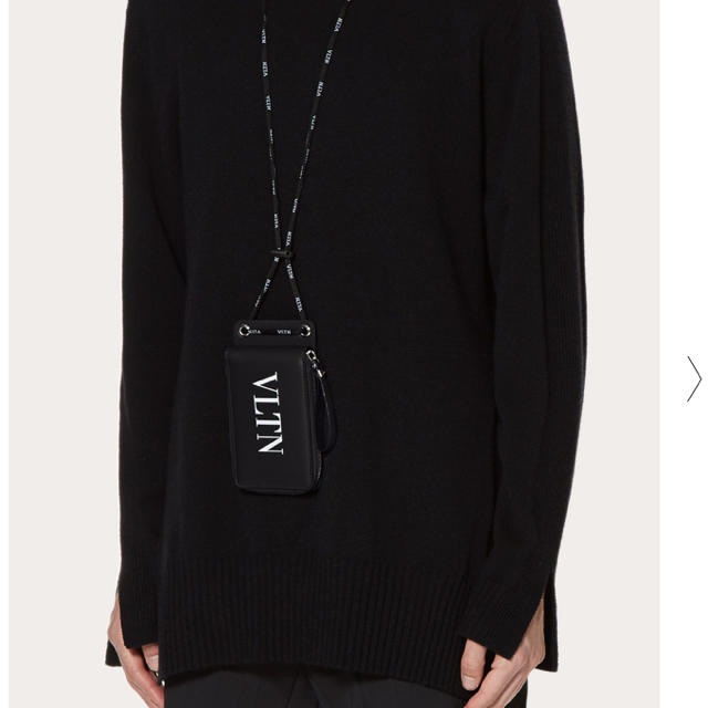 VALENTINO - 人気 SALE VLTNロゴネックウォレット の通販 by VALENTINO - 人気 SALE VLTNロゴネックウォレット の通販 by