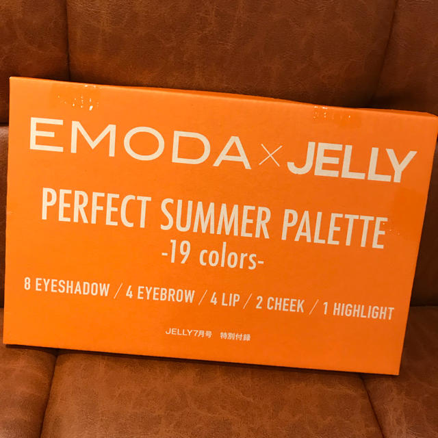EMODA(エモダ)のJELLY7月号特別付録 PERFECT SUMMER PALETTE コスメ/美容のキット/セット(コフレ/メイクアップセット)の商品写真