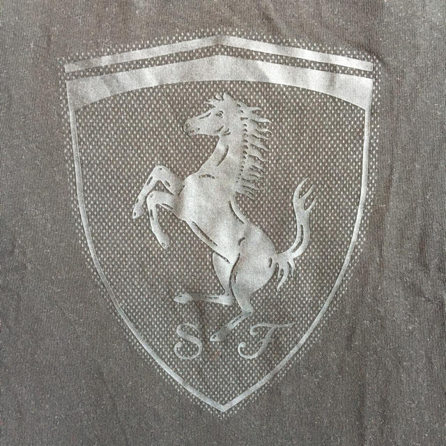 Ferrari(フェラーリ)のフェラーリのTシャツ★PUMA★140センチ キッズ/ベビー/マタニティのキッズ服男の子用(90cm~)(Tシャツ/カットソー)の商品写真