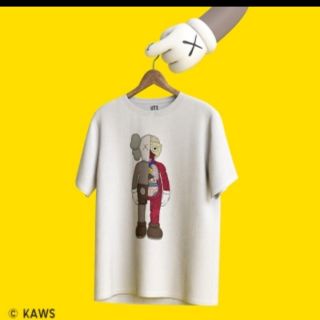 ユニクロ(UNIQLO)のUNIQLOカウズＴシャツ(Tシャツ/カットソー(半袖/袖なし))