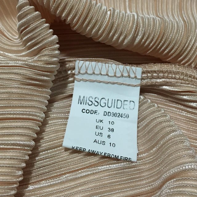 asos(エイソス)のMissguided ドレス ミスガイデッド ワンピース asos  レディースのワンピース(ひざ丈ワンピース)の商品写真