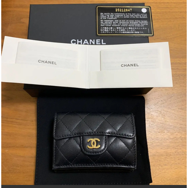 【半年使用】正規品☆CHANEL☆財布