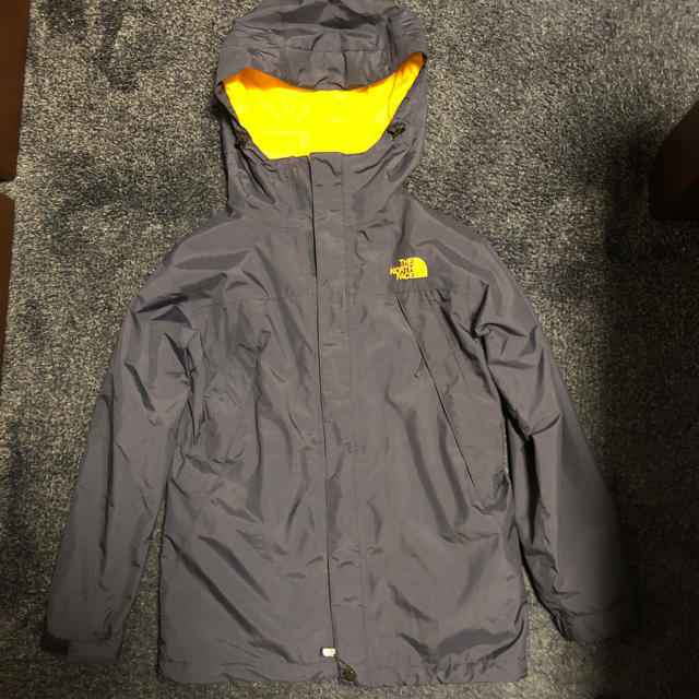 THE NORTH FACE(ザノースフェイス)のノースフェイスジャケット キッズ キッズ/ベビー/マタニティのキッズ服男の子用(90cm~)(ジャケット/上着)の商品写真