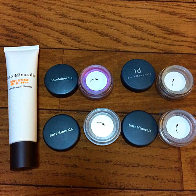 bareMinerals(ベアミネラル)のBareMineralsコスメSALE☆ コスメ/美容のベースメイク/化粧品(その他)の商品写真