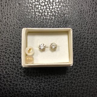 【お取り置き品です】K18YG(750) 一粒ダイヤモンドピアス(ピアス)