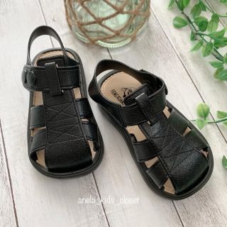 ゲリラSALE‼️ 13.5/14.0cm simpleレザー調サンダル❤(サンダル)