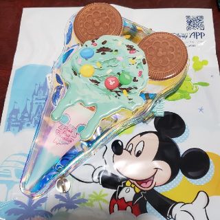 ディズニー(Disney)のディズニー　ピンクポップパラダイスパスケース🍨(キャラクターグッズ)