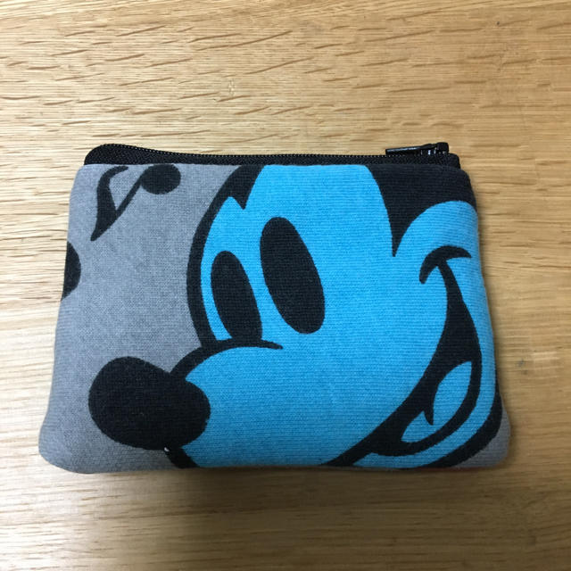 Disney(ディズニー)のハンドメイド ポケットティッシュカバー付きポーチ ハンドメイドのファッション小物(ポーチ)の商品写真