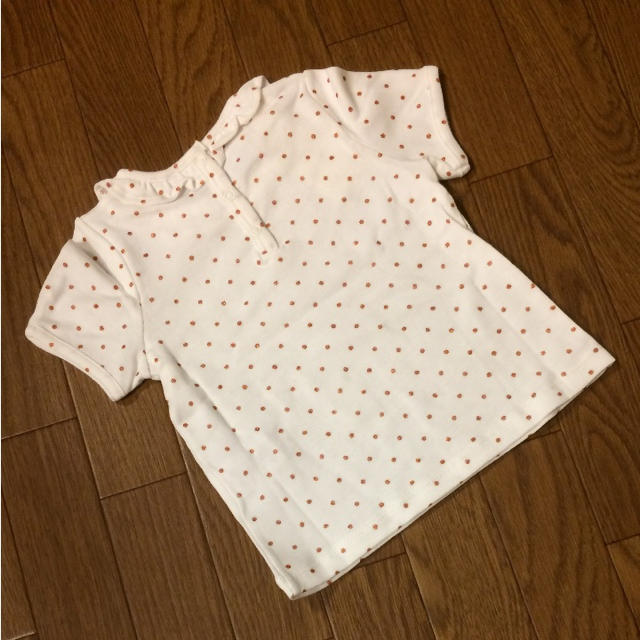 PETIT BATEAU(プチバトー)の【新品、未使用】プチバトー  ドットプリント パフスリーブ カットソー 74cm キッズ/ベビー/マタニティのベビー服(~85cm)(シャツ/カットソー)の商品写真