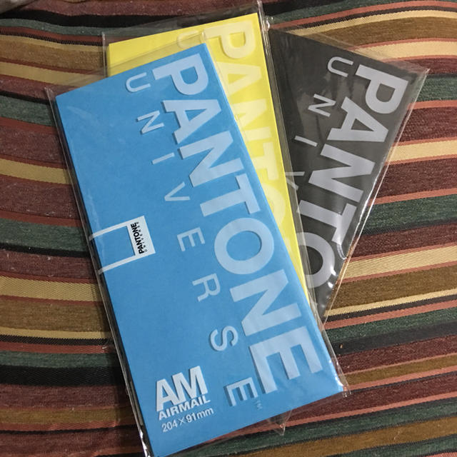 Moma 新品 Pantone パントーン 封筒 Airmailサイズの通販 By Minimal Store モマならラクマ