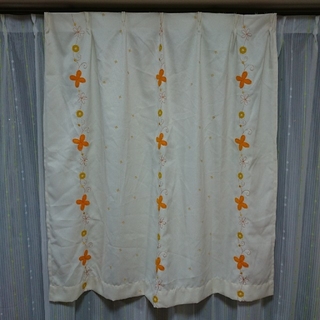 yucchanさま！可愛いカーテン2枚組×2セット(カーテン)