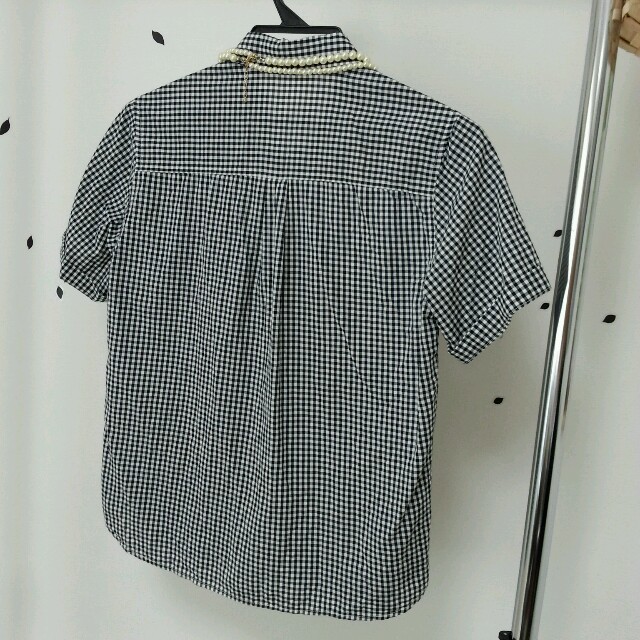 GU(ジーユー)のGU♡半袖ロールアップシャツ レディースのトップス(Tシャツ(半袖/袖なし))の商品写真