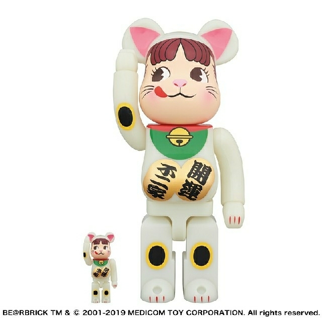 不二家(フジヤ)の新品 BE@RBRICK 招き猫 ペコちゃん 蓄光 100％ ＆ 400％ エンタメ/ホビーのおもちゃ/ぬいぐるみ(キャラクターグッズ)の商品写真