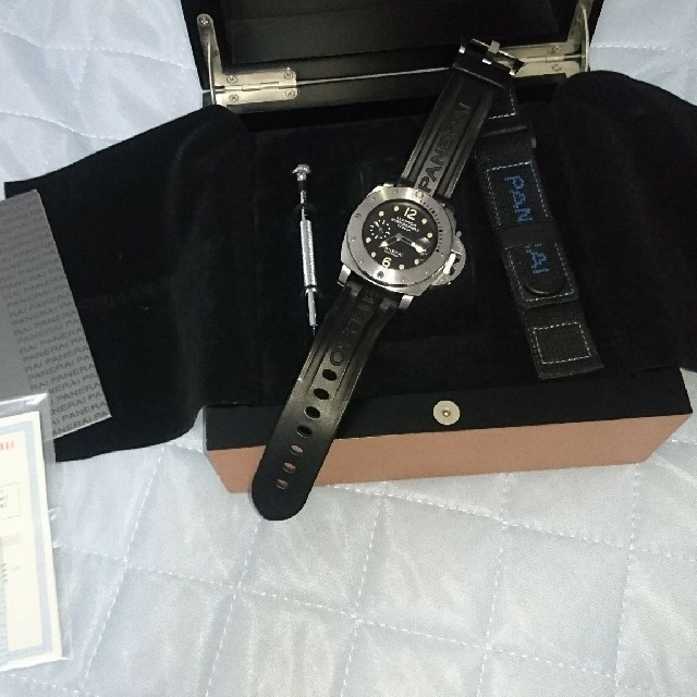 OFFICINE PANERAI(オフィチーネパネライ)のmompさん専用PANERAI1950サブマーシブル1000m メンズの時計(腕時計(アナログ))の商品写真