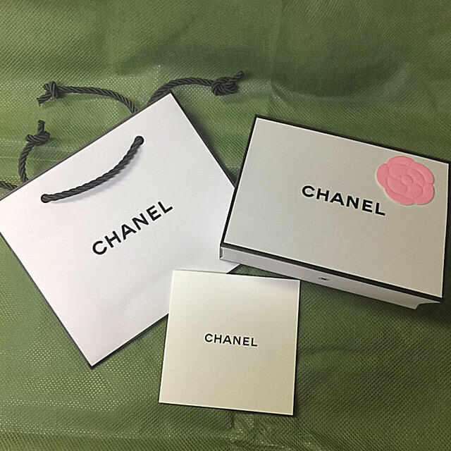 CHANEL シャネル♡ヴェルニ♡709 パープル レイ♡新品 限定 ラッピング 2