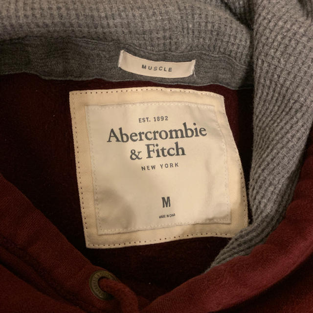 Abercrombie&Fitch(アバクロンビーアンドフィッチ)のAbercrombie & Fitch パーカー ボルドーカラー メンズのトップス(パーカー)の商品写真