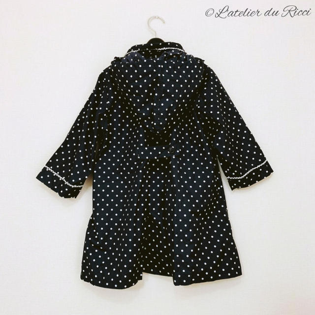 motherways(マザウェイズ)の《美品》motherways キッズ ドット柄 レインコート 110㎝ キッズ/ベビー/マタニティのこども用ファッション小物(レインコート)の商品写真