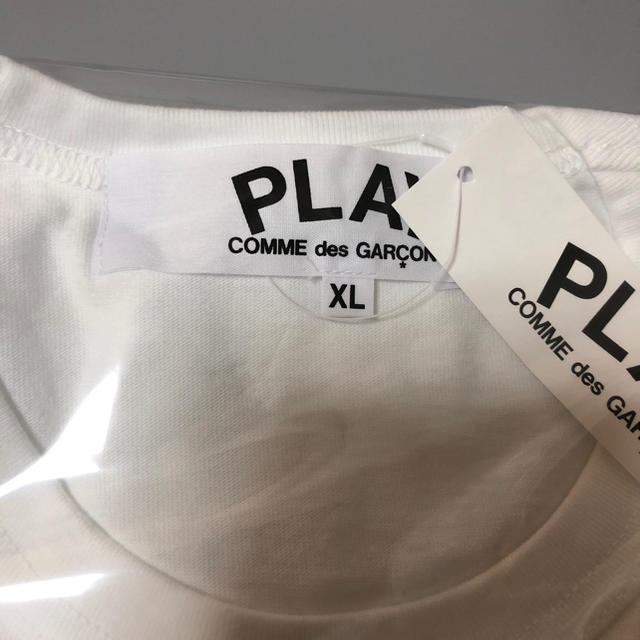 COMME des GARCONS(コムデギャルソン)のメンズXL半袖Tシャツ★新品★送料込★プレイコムデギャルソン メンズのトップス(Tシャツ/カットソー(半袖/袖なし))の商品写真