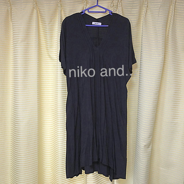 niko and...(ニコアンド)のniko and...スキッパーワンピース レディースのワンピース(ひざ丈ワンピース)の商品写真