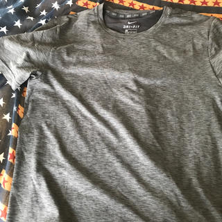 ナイキ(NIKE)のNIKE ドライフィット Tシャツ グレー M(Tシャツ/カットソー(半袖/袖なし))