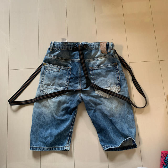 ZARA KIDS(ザラキッズ)のZARA  BOYS  ハーフデニムパンツ キッズ/ベビー/マタニティのキッズ服男の子用(90cm~)(パンツ/スパッツ)の商品写真