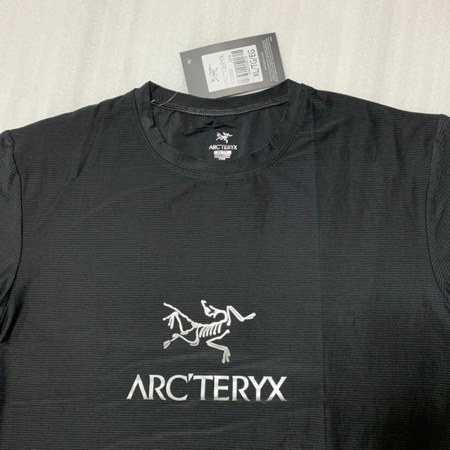 ARC'TERYX(アークテリクス)の XL／アークテリクス／メンズTシャツ／ブラック メンズのトップス(Tシャツ/カットソー(半袖/袖なし))の商品写真