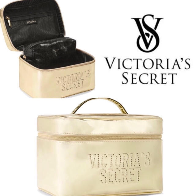 Victoria's Secret(ヴィクトリアズシークレット)の新品♡ヴィクトリアシークレット レディースのファッション小物(ポーチ)の商品写真