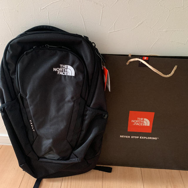 新品 わけあり THE NORTH FACE バックパック VAULT ブラック