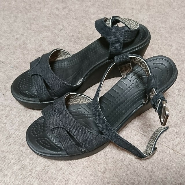 crocs(クロックス)のcrocsウェッジサンダル レディースの靴/シューズ(サンダル)の商品写真
