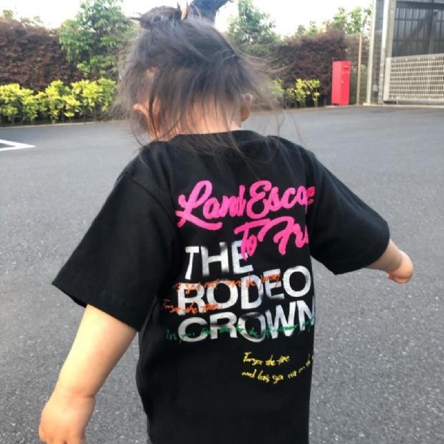 RODEO CROWNS WIDE BOWL(ロデオクラウンズワイドボウル)の売約済み キッズ ブラックSサイズ キッズ/ベビー/マタニティのキッズ服女の子用(90cm~)(Tシャツ/カットソー)の商品写真