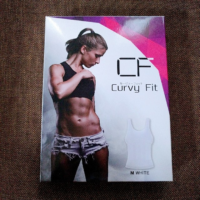 CURVY FIT カーヴィーフィット