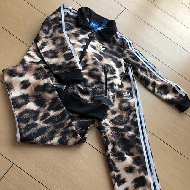 adidas(アディダス)のadidas セットアップ ヒョウ柄 レア キッズ/ベビー/マタニティのキッズ服男の子用(90cm~)(その他)の商品写真