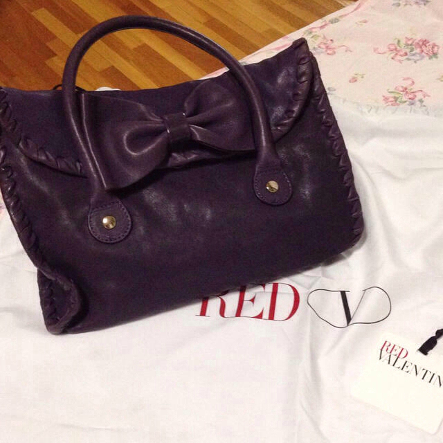 RED VALENTINO(レッドヴァレンティノ)のRED VALENTINO👜 レディースのバッグ(ハンドバッグ)の商品写真