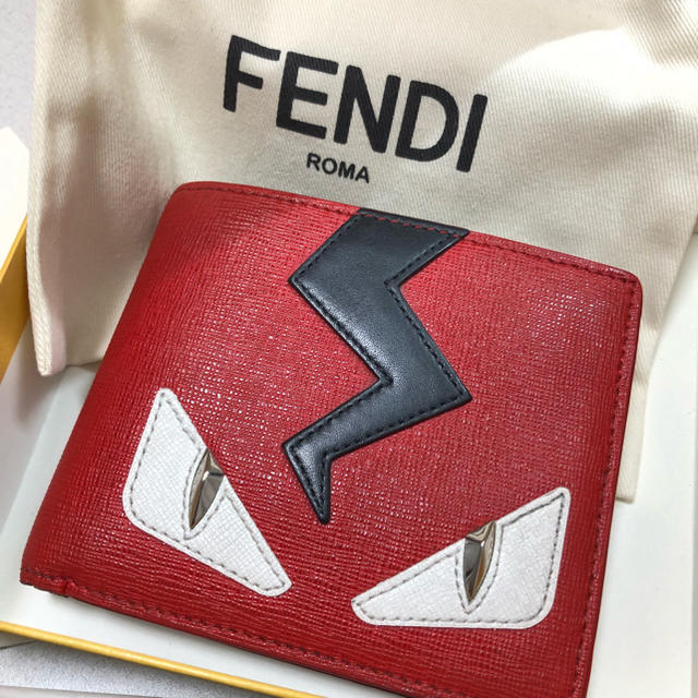 FENDI(フェンディ)の【 FENDI 】確実 正規品 バグズ フェンディ 折りたたみ財布  メンズのファッション小物(折り財布)の商品写真