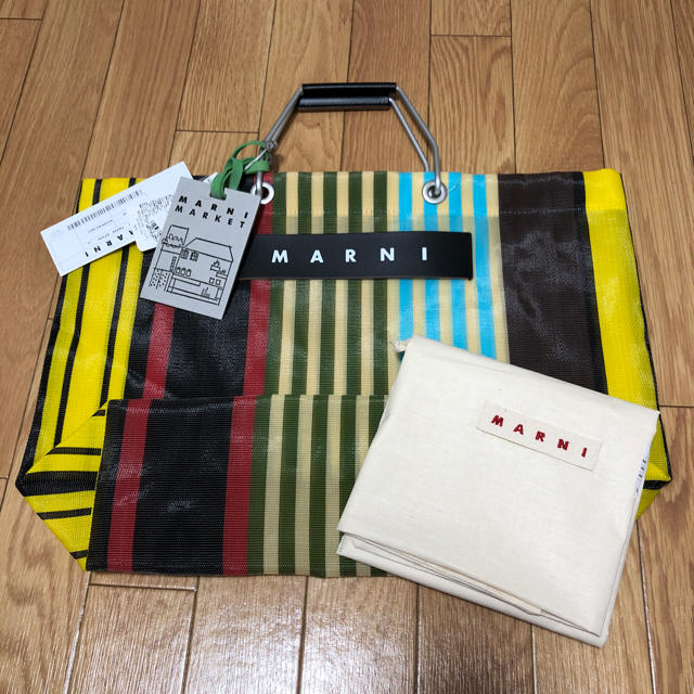 定価販売 《MARNI》マルニフラワーカフェ ストライプバッグ イエロー