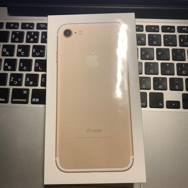 docomo iPhone 7 32GB 新品 SIMフリー