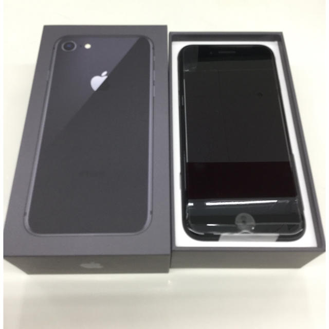 新品未使用 SIMフリー iPhone 8 64 GB スペースグレー