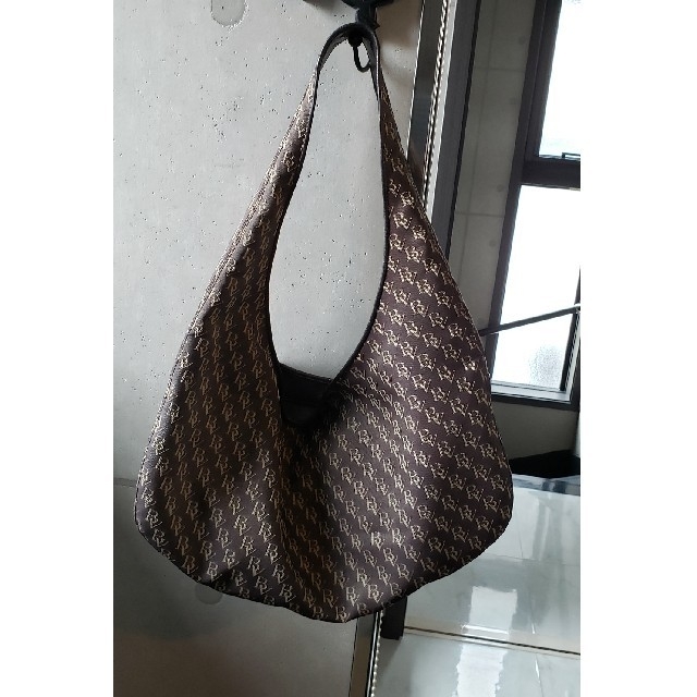 Bottega Veneta(ボッテガヴェネタ)のボッテガヴェネタショルダーバッグ(^-^) レディースのバッグ(ショルダーバッグ)の商品写真